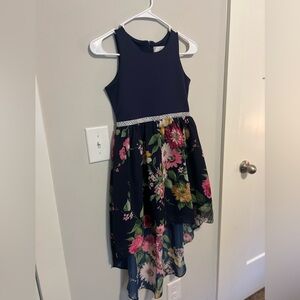 Very Pretty Girls Hi- Low Dress in Excellent Condition! Size 10